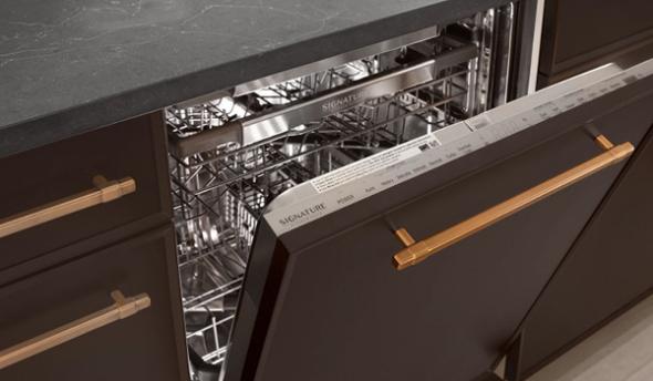 Signature Kitchen Suite