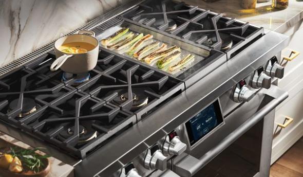 Signature Kitchen Suite